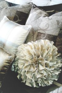 how to make a decorative rose flower pillow