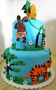 how to decorate a jungle safari cake